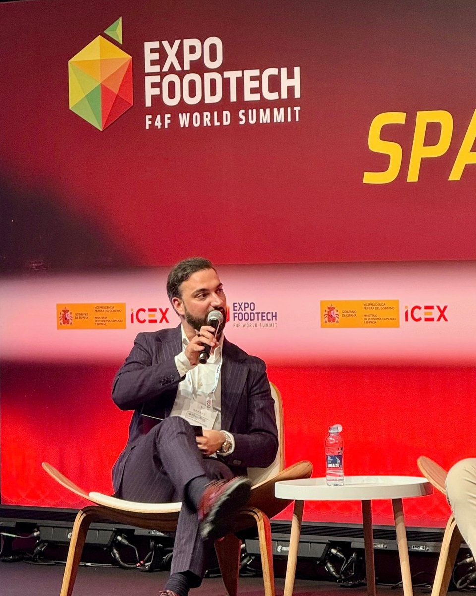 Valentin Garal speaking on a panel at Expo Foodtech F4F World Summit