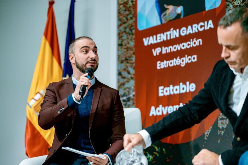 Valentin Garal, innovation keynote speaker, on stage